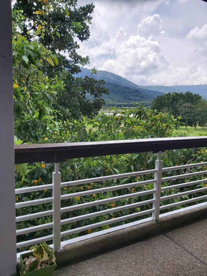 Samerdrow Khao Yai Mu Si Exteriör bild