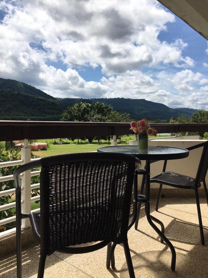 Samerdrow Khao Yai Mu Si Exteriör bild